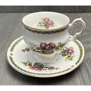 Elizabethan England Teacup & Saucer Fine China Floral Pedestal Gold Trim - READ